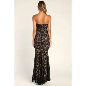 NWOT Lulus Sexy Sophistication Black Lace Strapless Trumpet Maxi Dress Small
